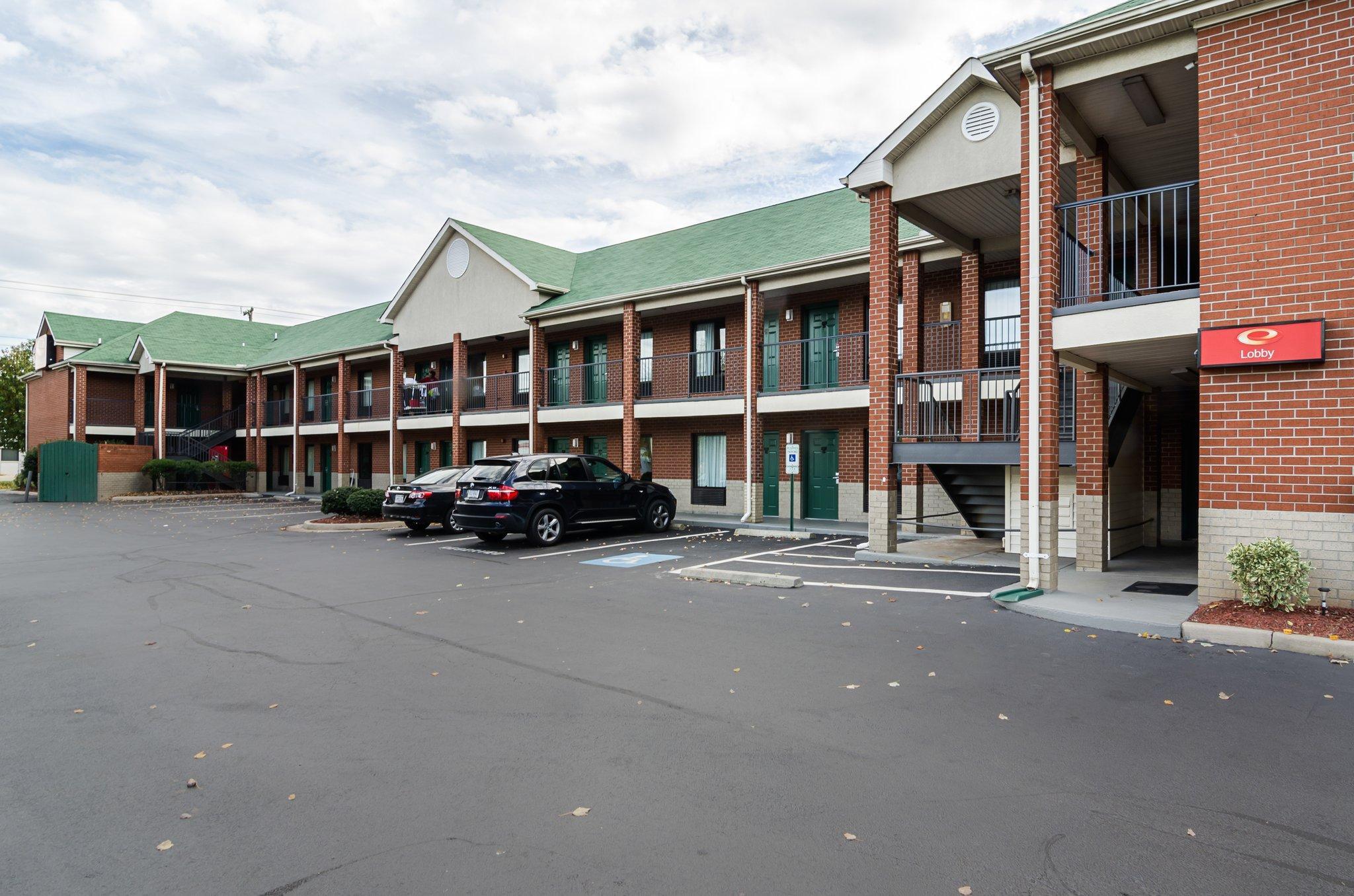 Econo Lodge Richmond Exterior foto