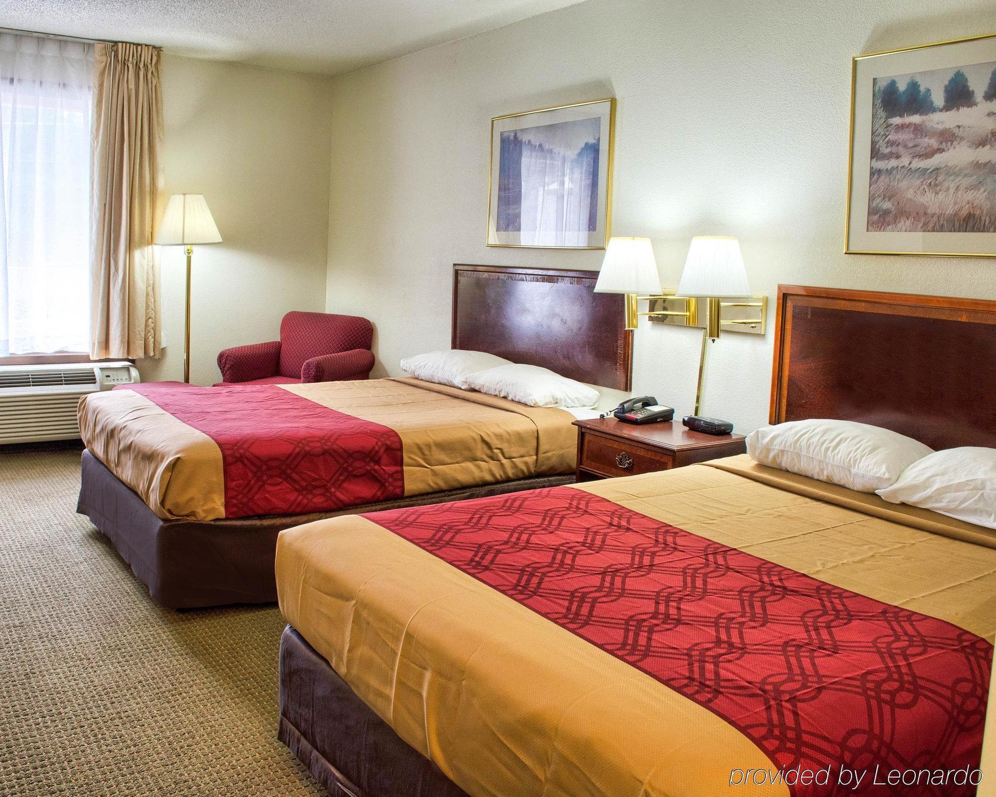 Econo Lodge Richmond Exterior foto