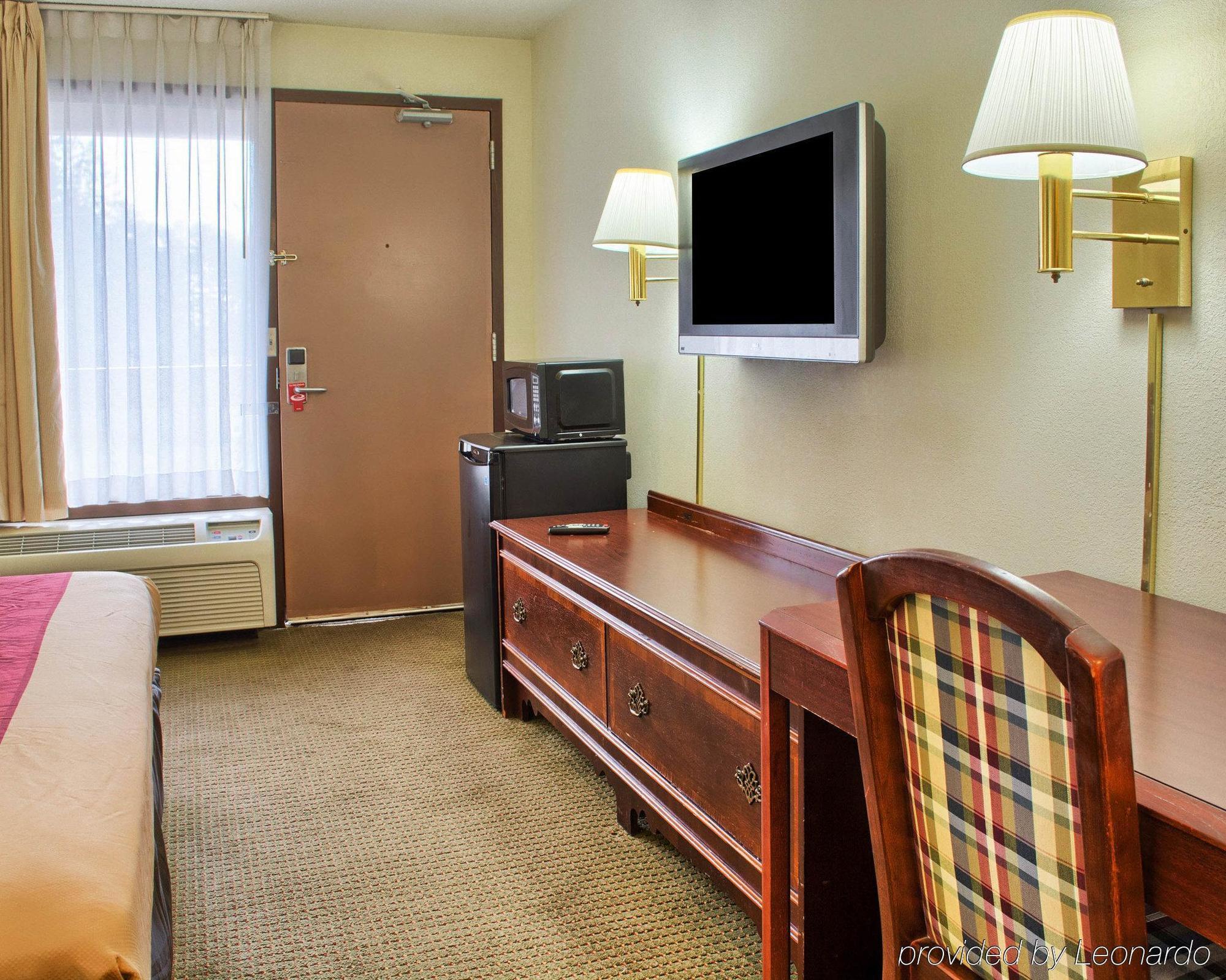 Econo Lodge Richmond Exterior foto